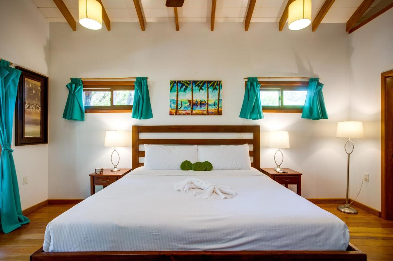 Mariposa Belize Beach Resort Placencia 外观 照片