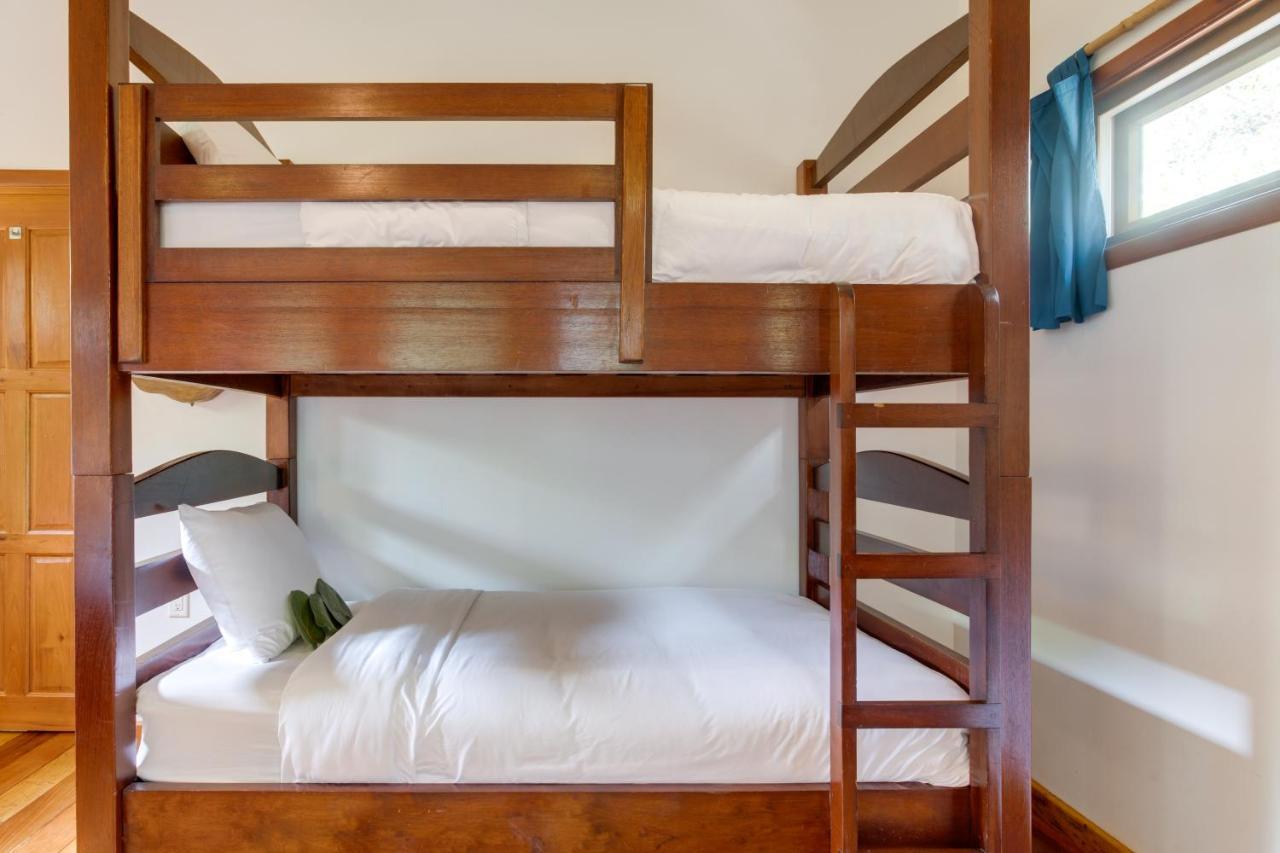 Mariposa Belize Beach Resort Placencia 外观 照片