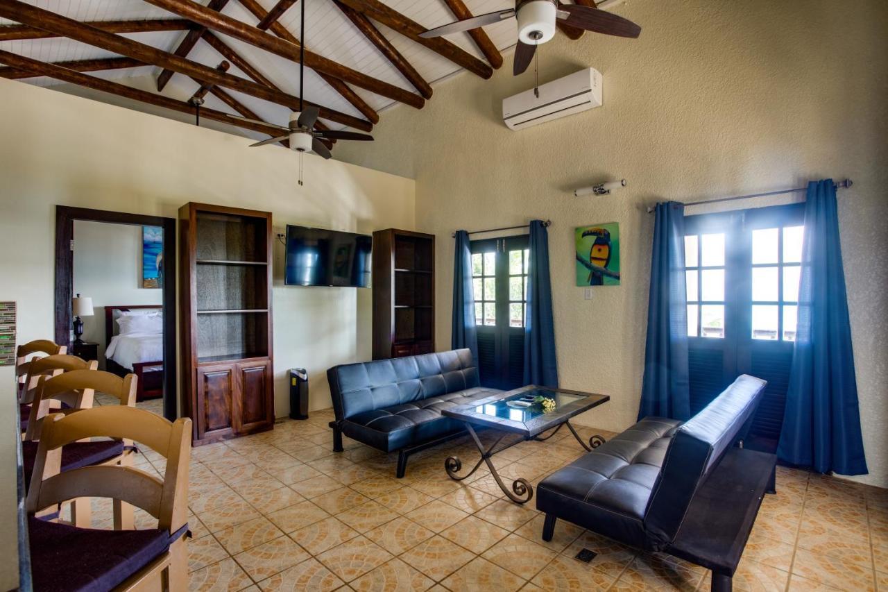 Mariposa Belize Beach Resort Placencia 外观 照片